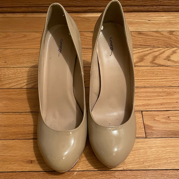 Nude high heels - Picture 2 of 4